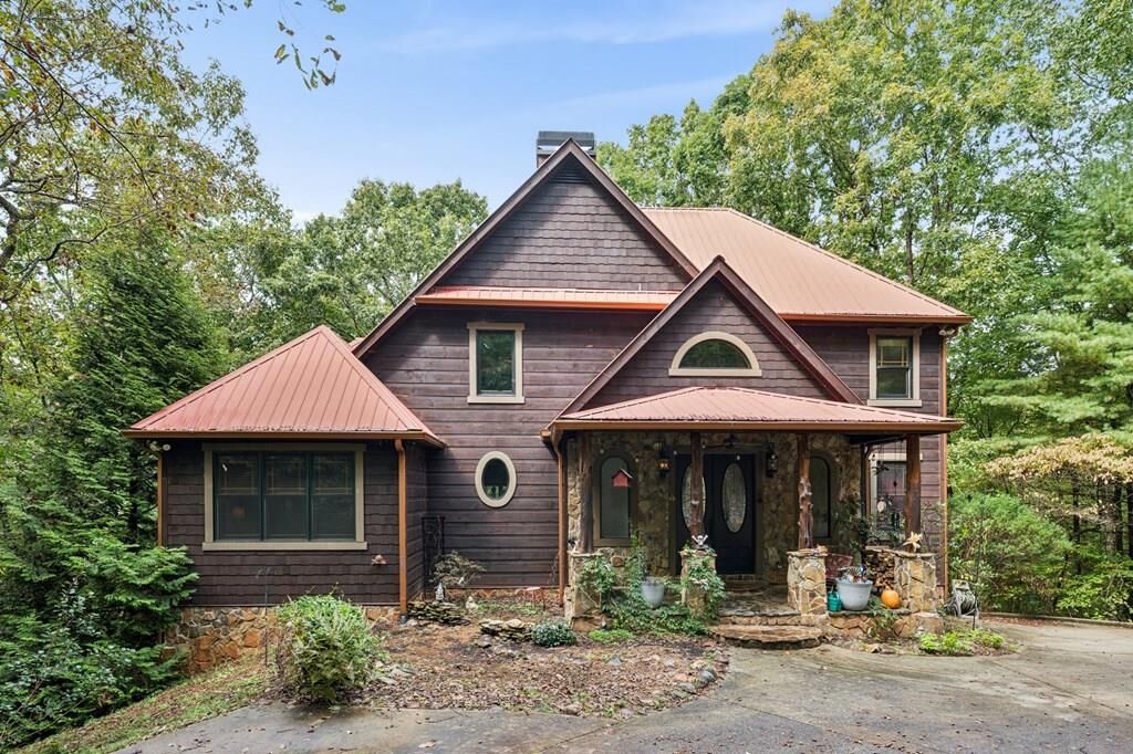 Property Photo: 641 Dover Highlands Trail GA 30540