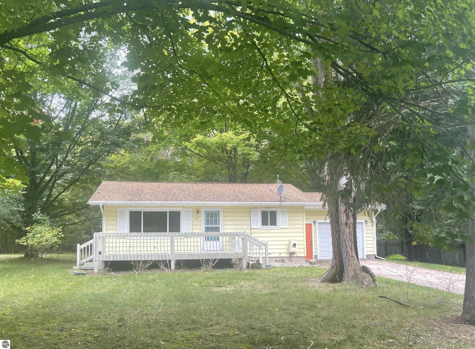 Property Photo:  907 Green Acres  MI 49615 