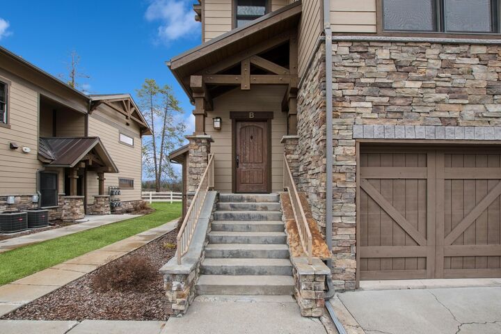 Property Photo: 6205 Davos Lane B MT 59937