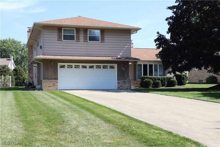 595 Jefferson Drive  Cleveland OH 44143 photo