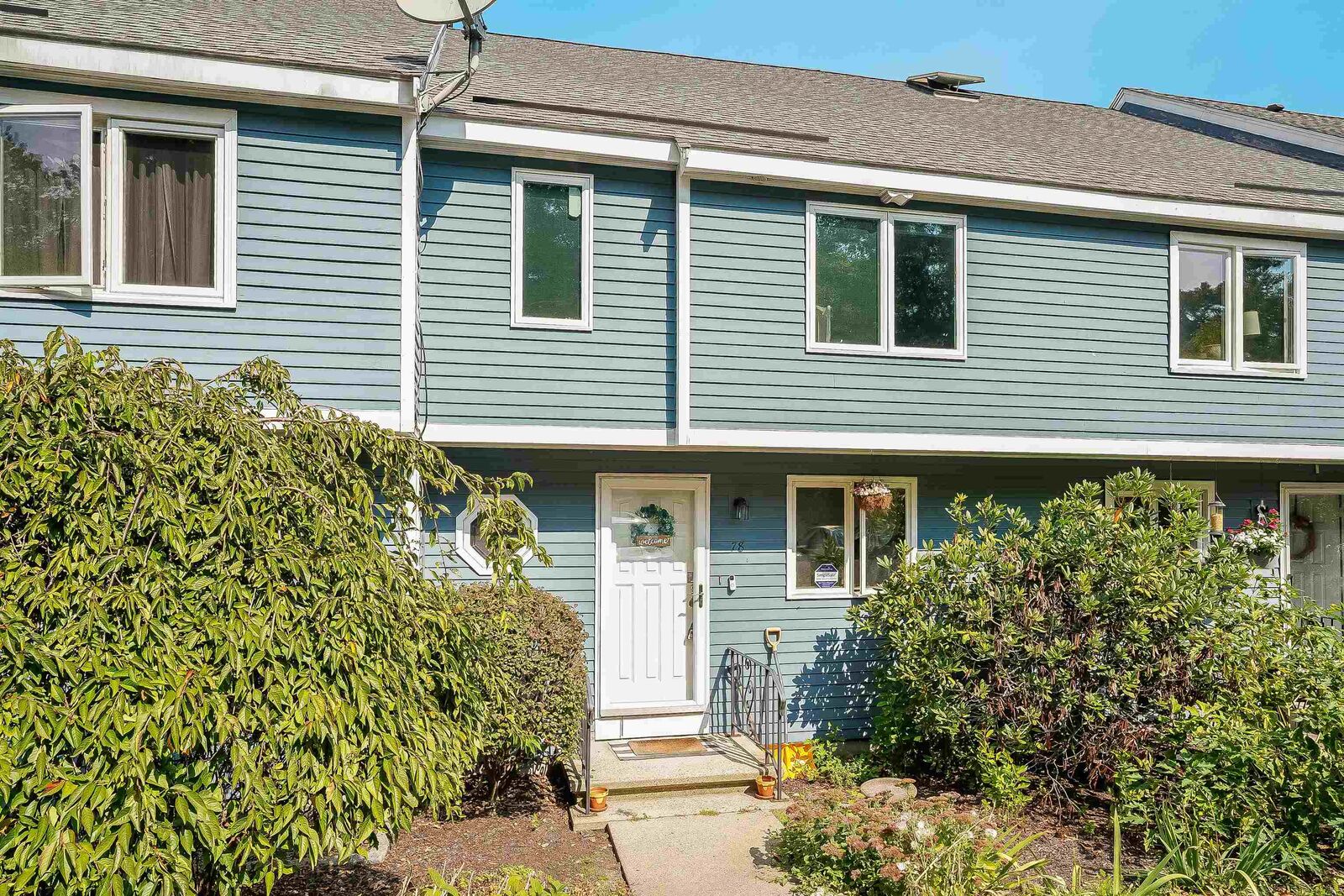 Property Photo:  78 Merrimack Drive  NH 03054 