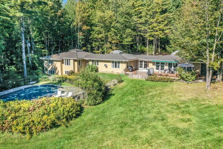 Property Photo:  835 Alpine View Road  VT 05672 
