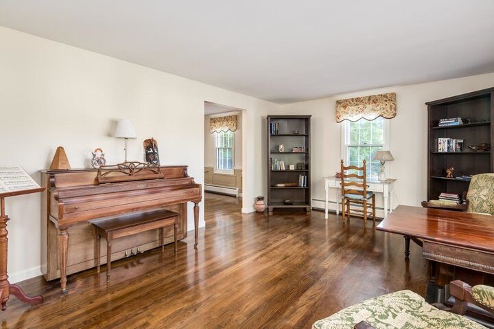 Property Photo:  4 Morgan Way  NH 03824 