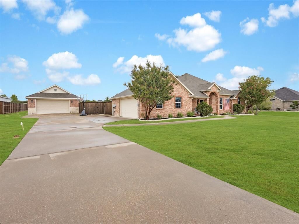 Property Photo:  272 Winding Ridge Lane  TX 75032 
