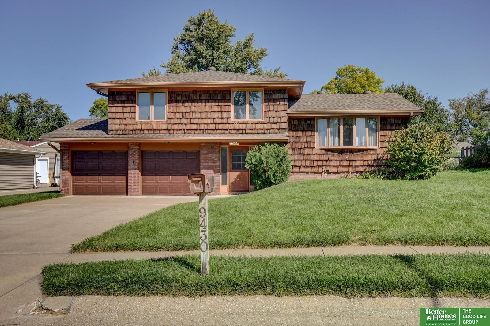 Property Photo:  9430 Taylor Street  NE 68134 