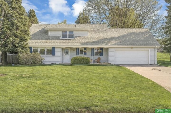 12079 Westover Road  Omaha NE 68154 photo