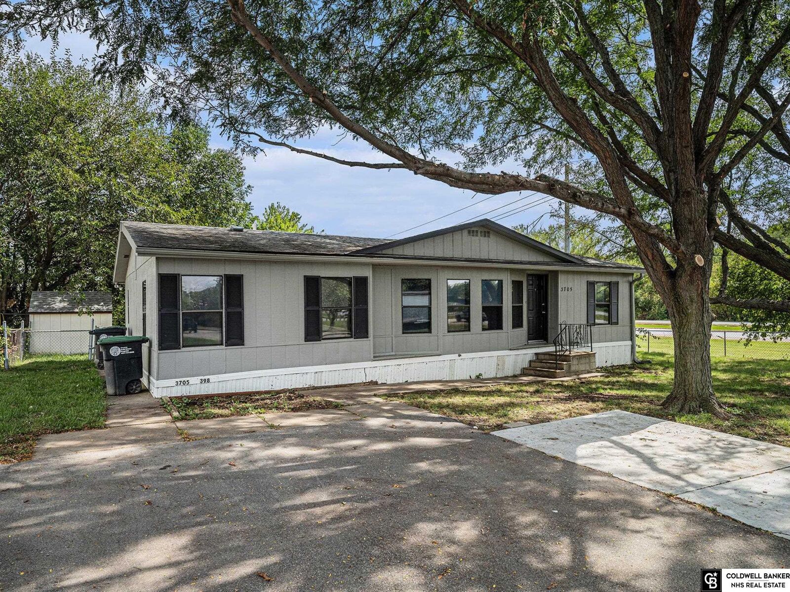 Property Photo:  3705 N 126th Plaza 398  NE 68164 