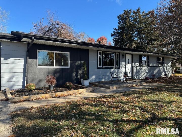 Property Photo:  2135 W Orlando Drive  IL 61614 