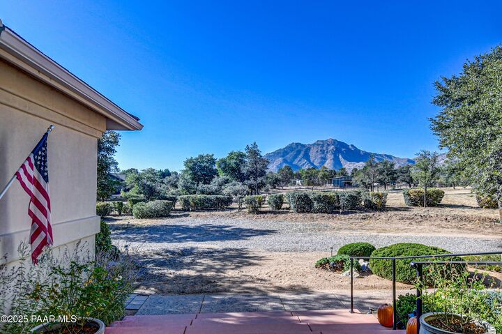 Property Photo:  3090 W Quail Hill Lane  AZ 86305 
