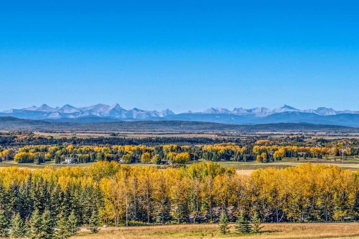 Property Photo:  15 Escarpment Park  AB T3Z 3M7 