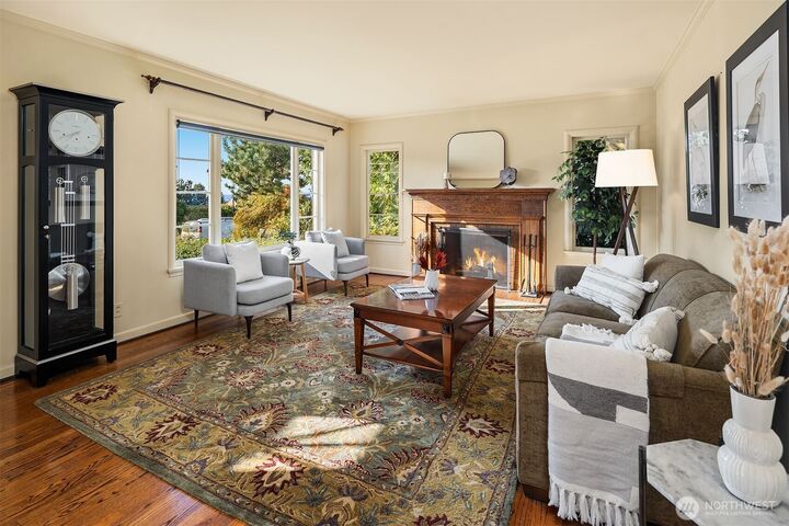 Property Photo:  10322  15th Avenue NW  WA 98177 