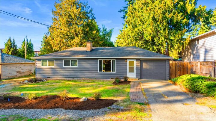 Property Photo:  8423  198th Street SW  WA 98026 