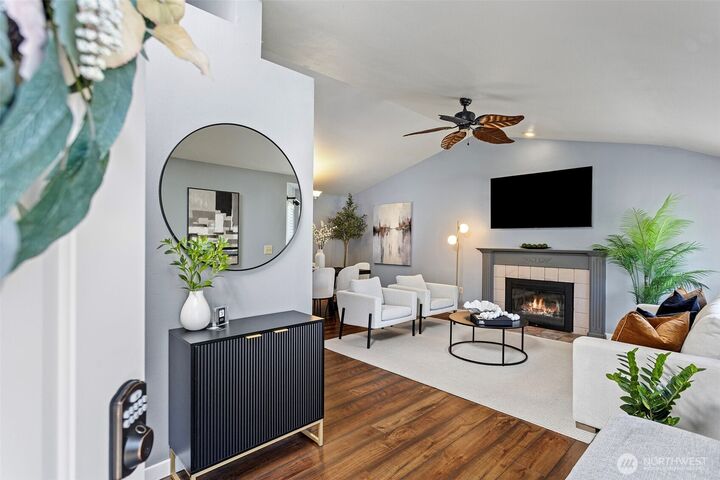 Property Photo:  23419  53rd Avenue Ct E  WA 98387