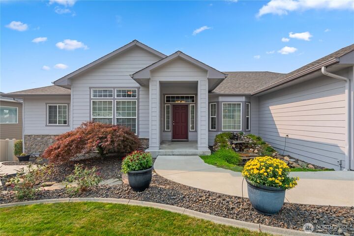 1992  Stoneridge Drive  East Wenatchee WA 98802 photo