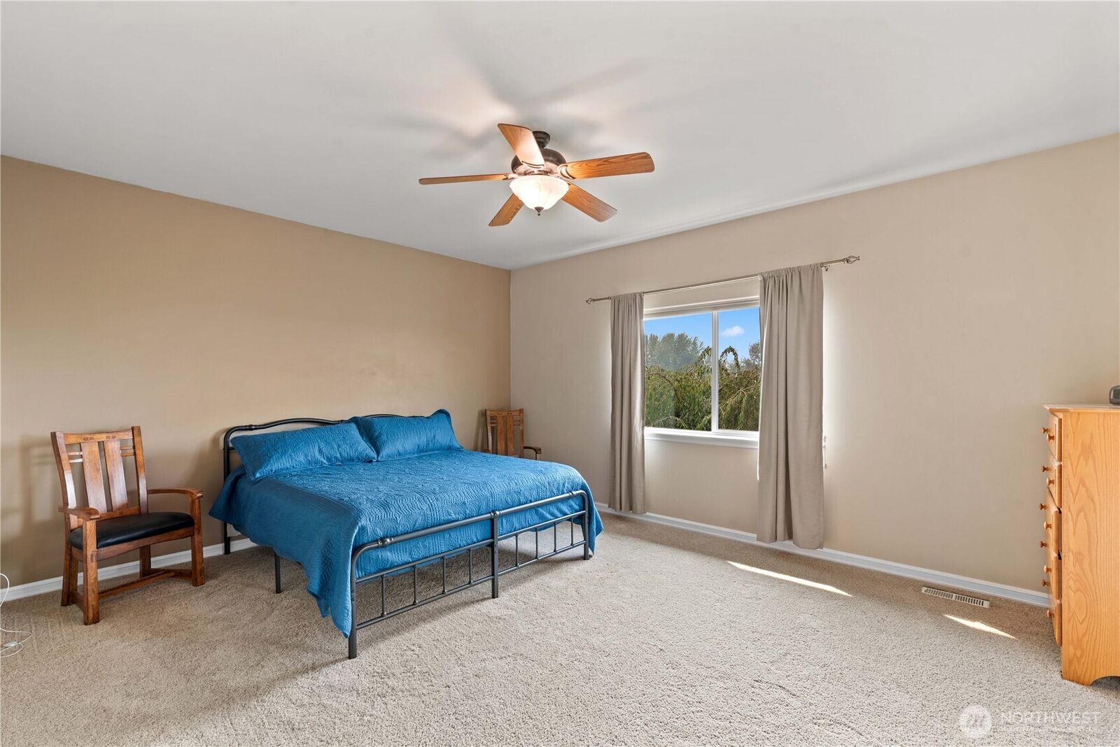 Property Photo: 1992 Stoneridge Drive WA 98802