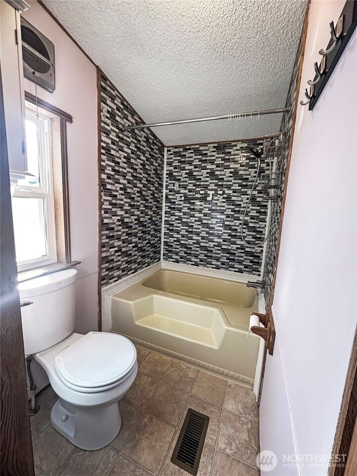 Property Photo: 3225 M Street SE 145 WA 98002