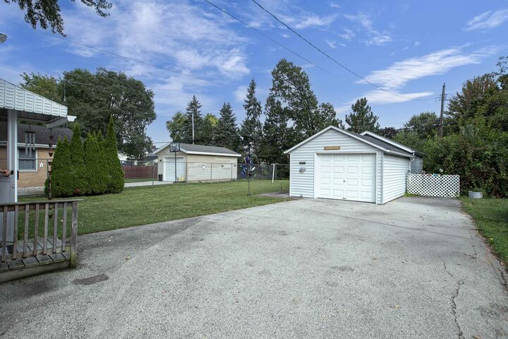 Property Photo: 531 4th Street WI 54935