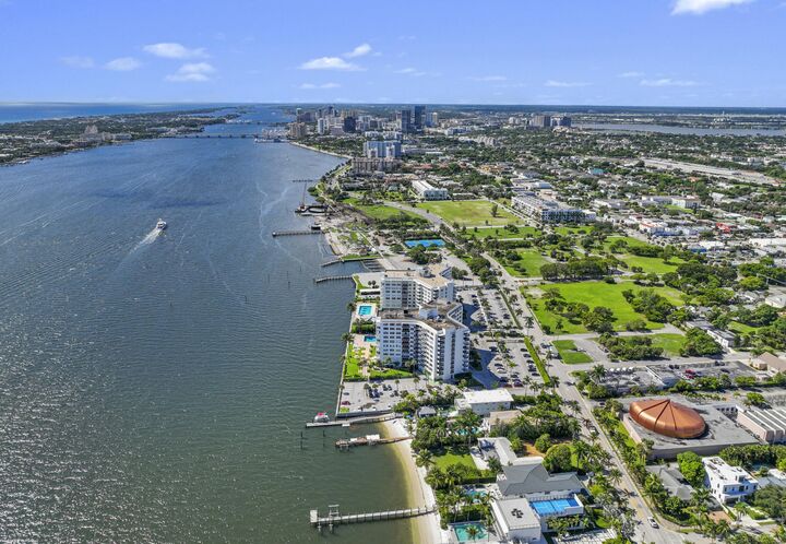 2814 N Flagler Drive  West Palm Beach FL 33407 photo