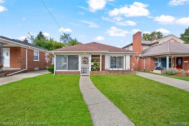 Property Photo: 5741 Hubbell Street MI 48127