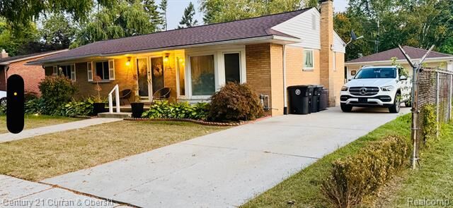 31221 Lyndon Street  Livonia MI 48154 photo