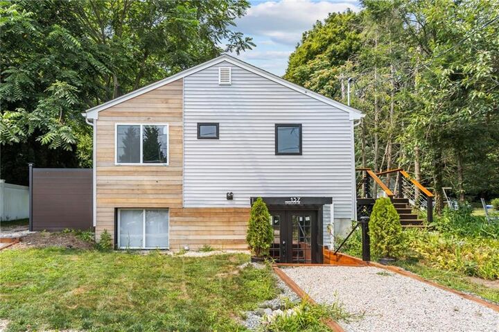 Property Photo:  137 Overlook Drive  RI 02818 