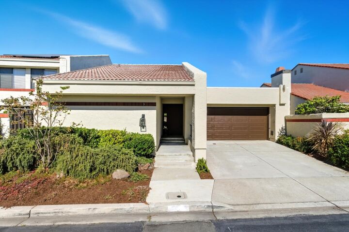 Property Photo: 3 Lido Circle CA 94065