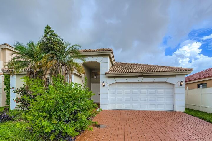 13249 SW 50th St  Miramar FL 33027 photo