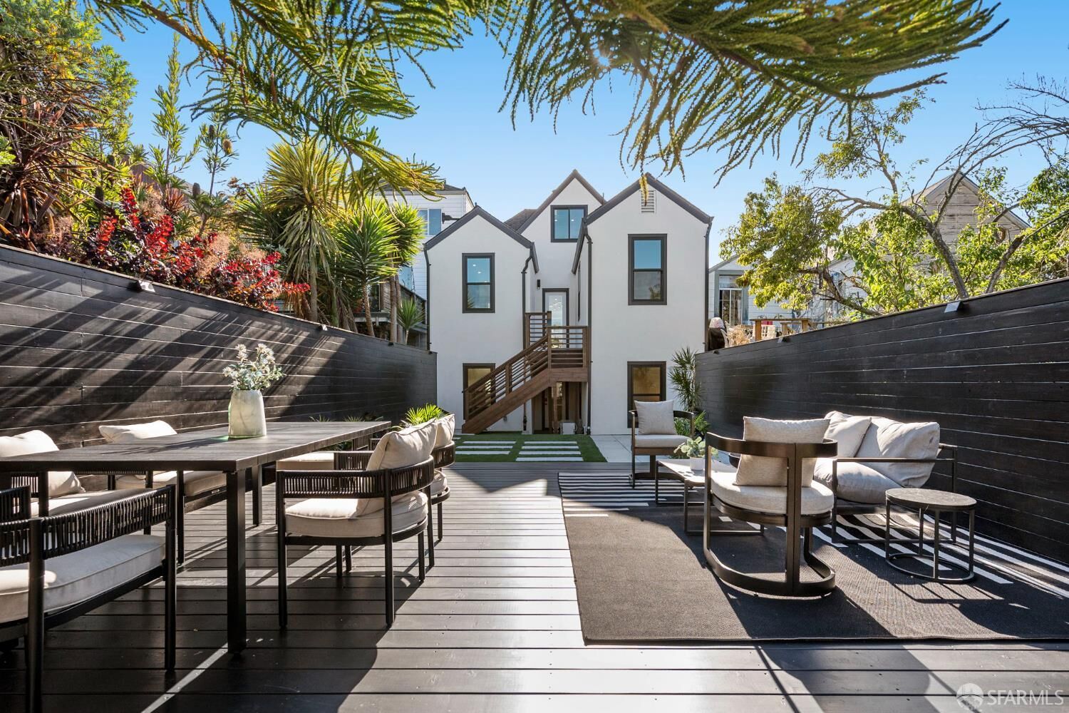 Property Photo:  3237 Harrison Street  CA 94110 