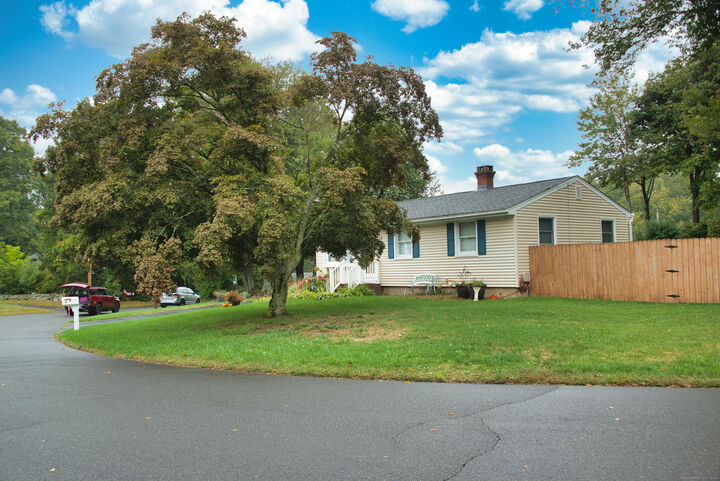 Property Photo:  14 Nancy Road  CT 06401 