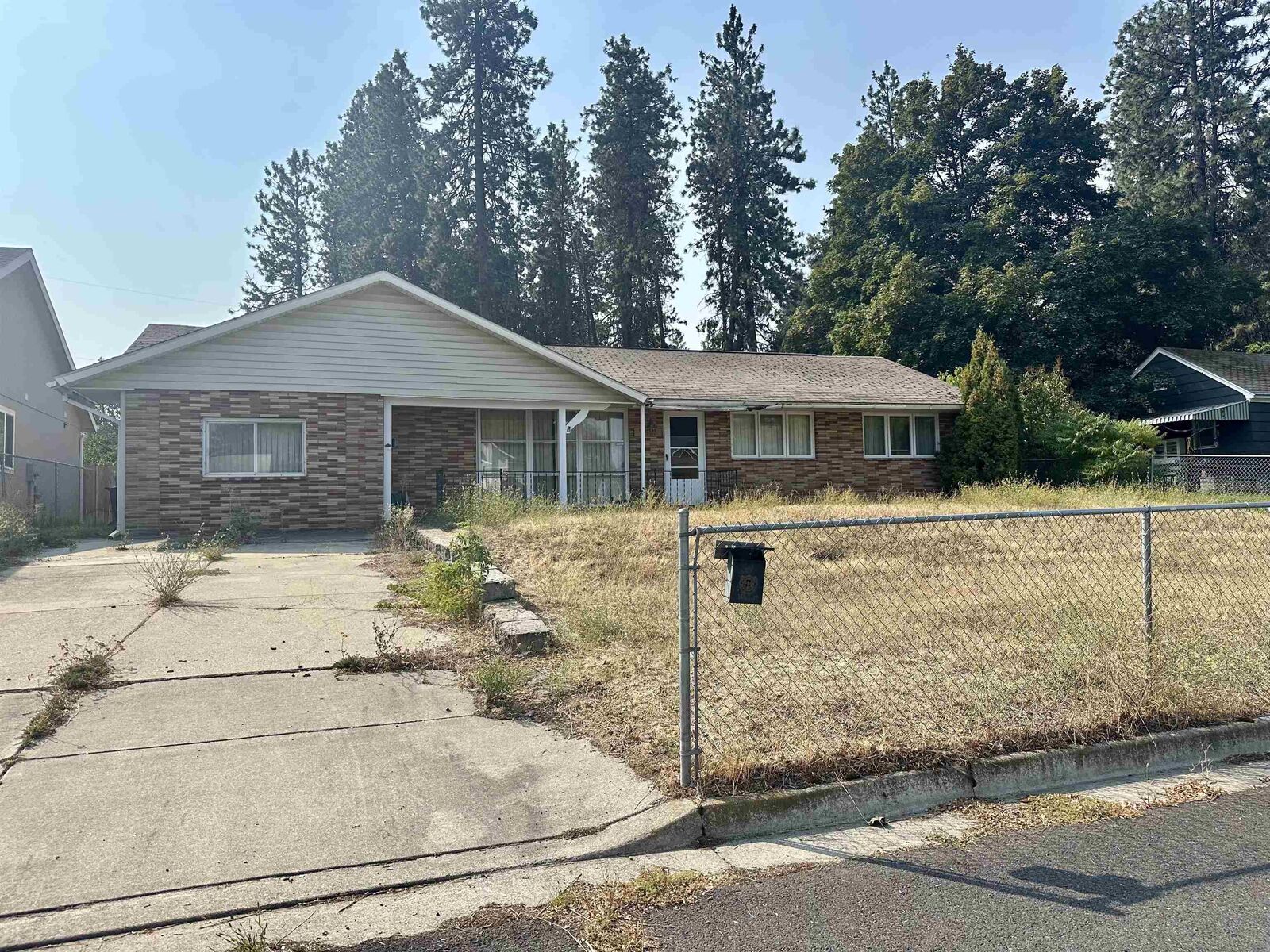 Property Photo: 3317 W 7th Ave WA 99224