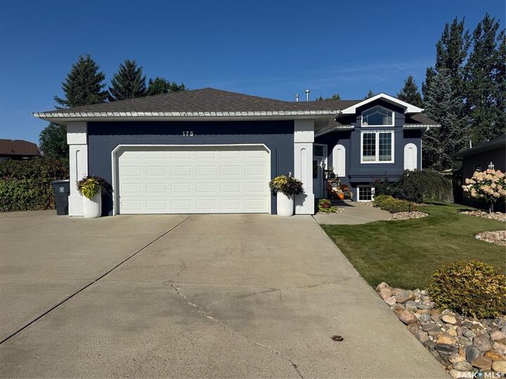175 Janet Place  Battleford SK S0M 0E0 photo