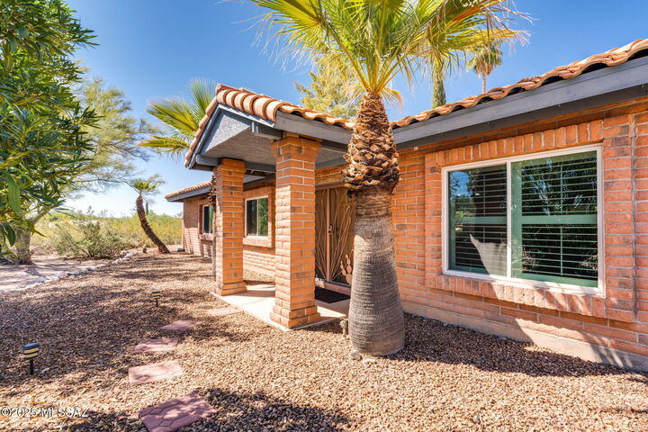 Property Photo:  4205 N Avenida De Pimeria Alta  AZ 85749 
