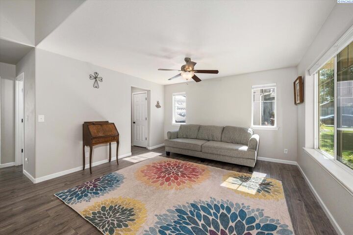 Property Photo: 2017 S Sheppard Pl WA 99338