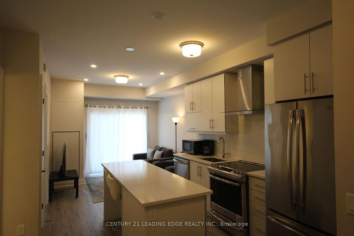 Property Photo:  128 Grovewood Common  ON L6H 0X3 