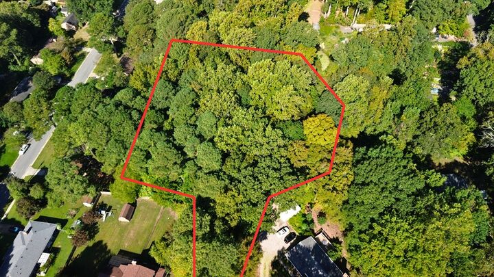 Property Photo:  105 Lorac Court  VA 23185 