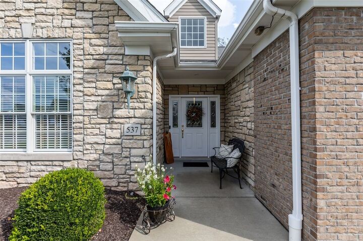 Property Photo:  537 Huntclub Drive  PA 15317 
