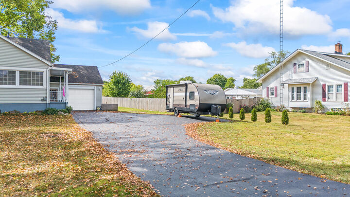Property Photo:  1002 S Market Street  OH 45373 