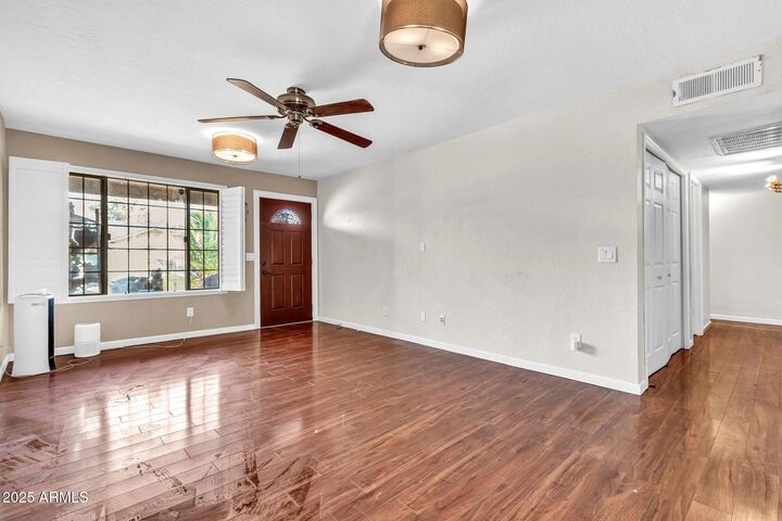 Property Photo:  2117 W Tyson Street  AZ 85224