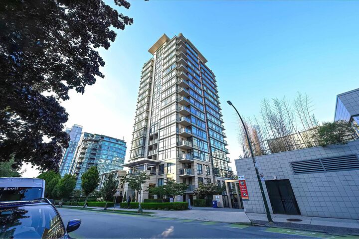 1863 Alberni Street 301 — photo 1