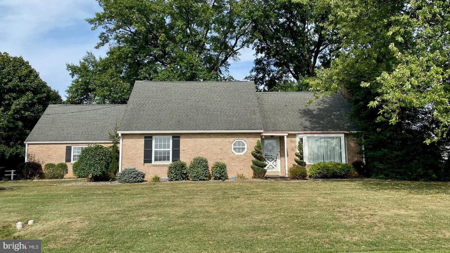 Property Photo: 105 Zweizig Road PA 19555