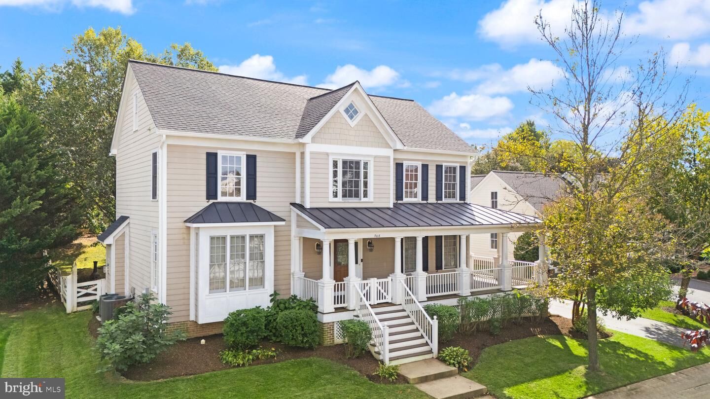 Property Photo:  708 Irvine Bank Lane  VA 20132 