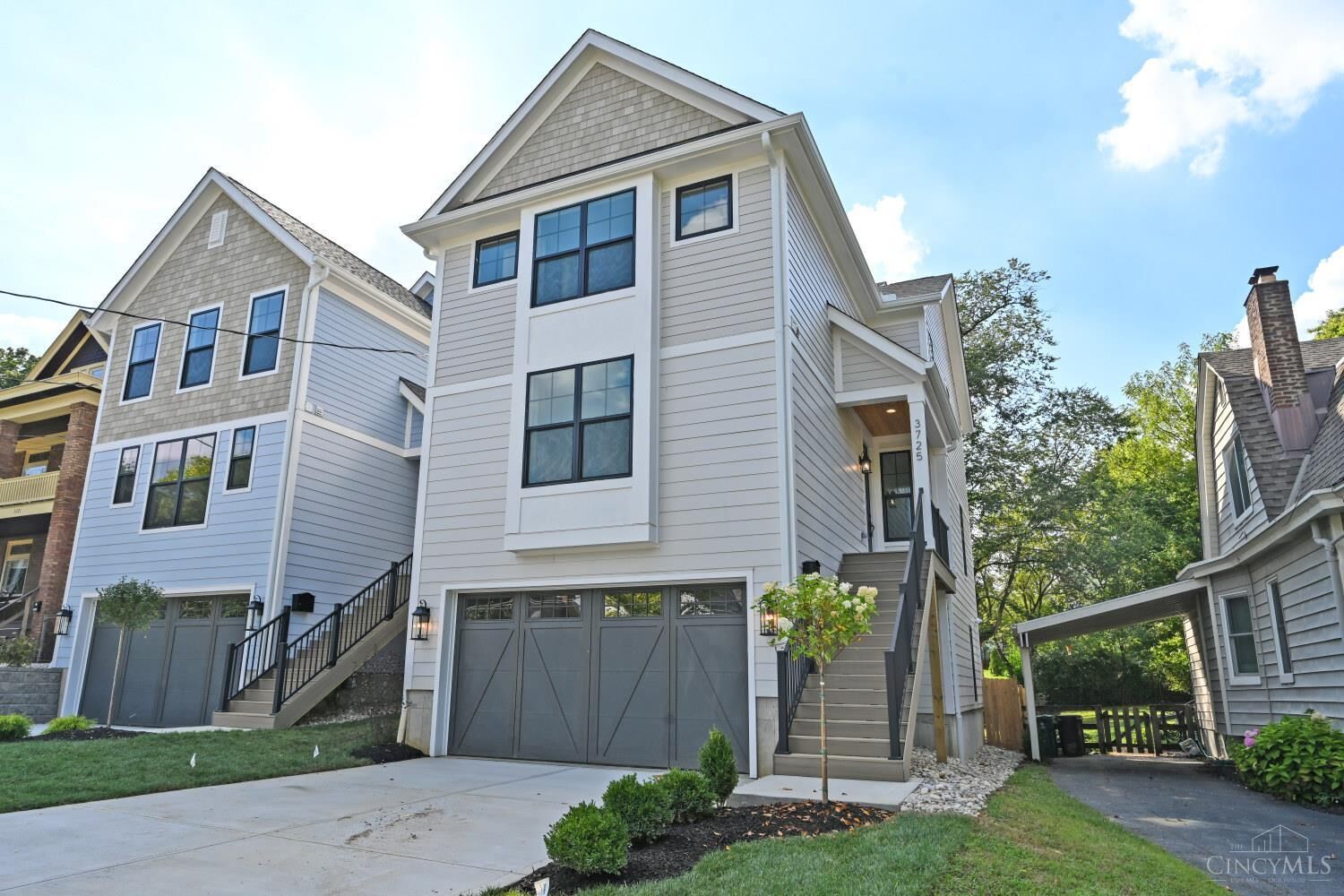 Property Photo:  3725 Drakewood Drive  OH 45209 
