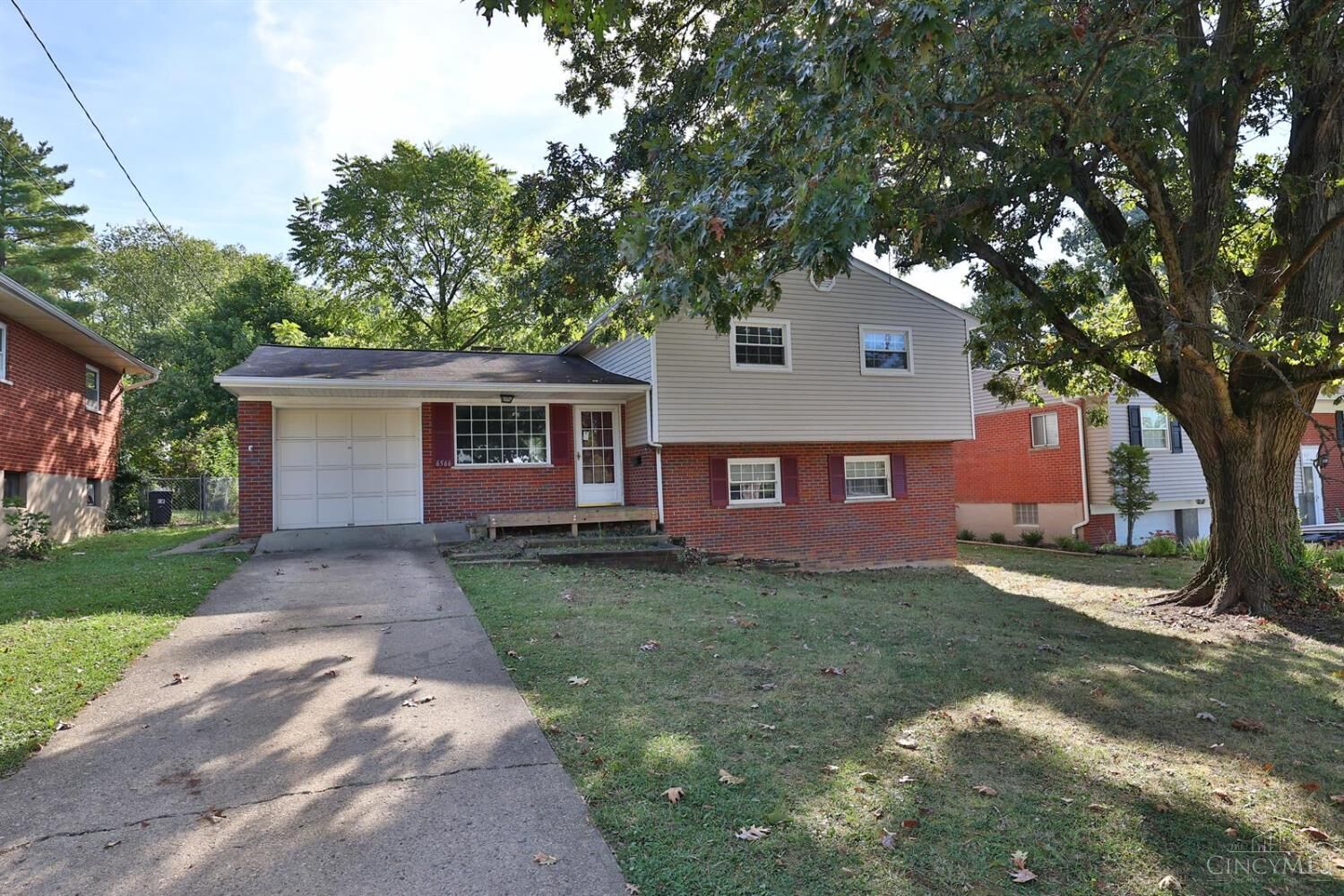 Property Photo:  6566 Montevista Drive  OH 45224 