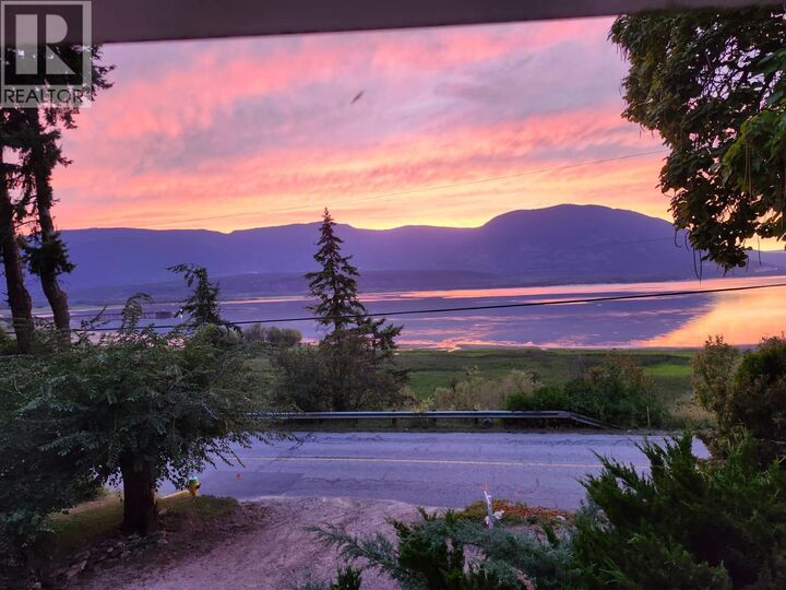 1430 Lakeshore Road Northeast  Salmon Arm BC V1E 2V7 photo