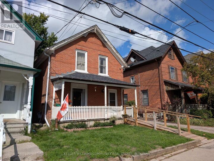 Property Photo:  222 London Street  ON K9H 2Y9 
