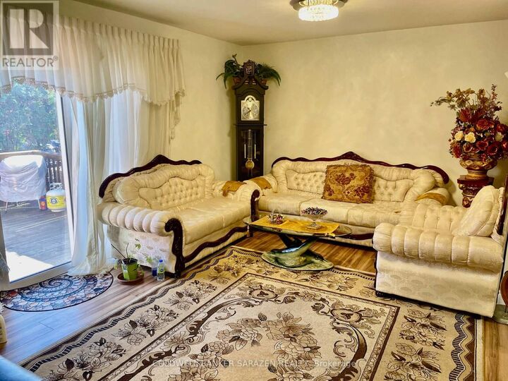 Property Photo: 15 Sturbridge Private ON K1T 3J6