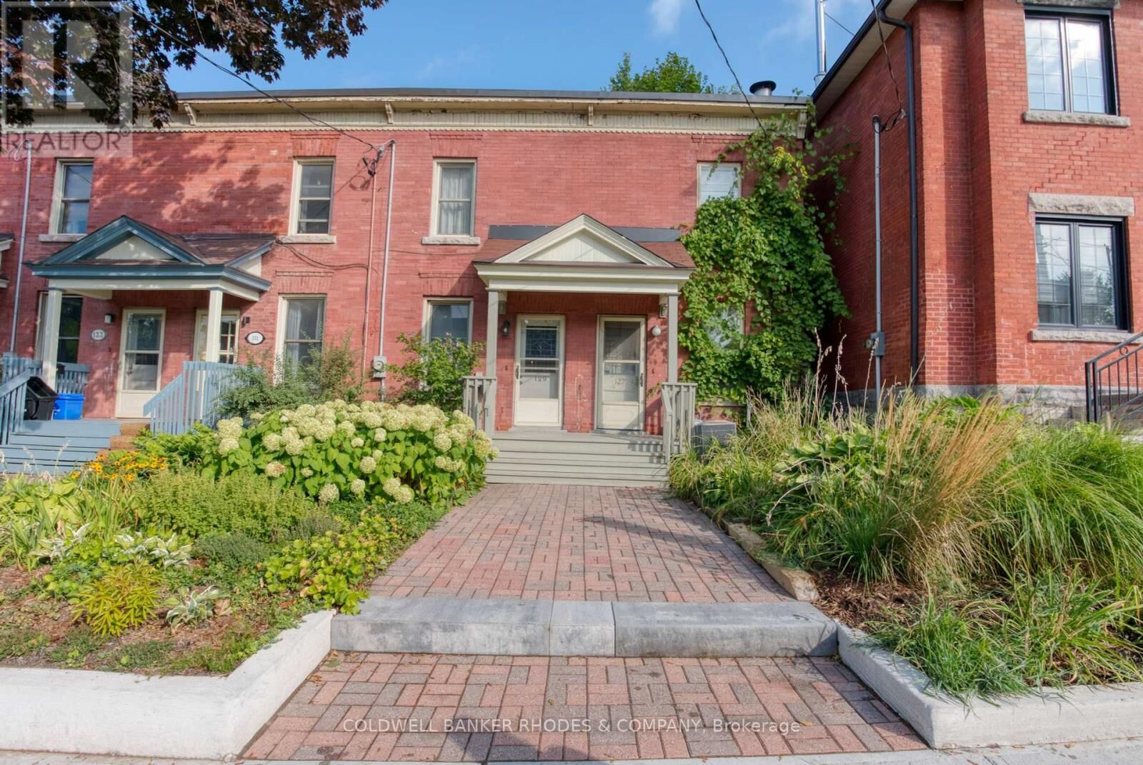Property Photo: 129 Elm Street ON K1R 6N4
