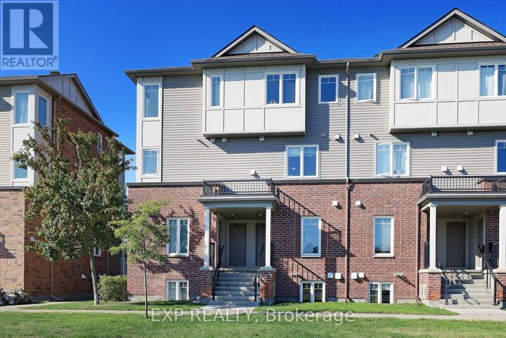 Property Photo:  2559 Longfields Drive  ON K2J 2L7 