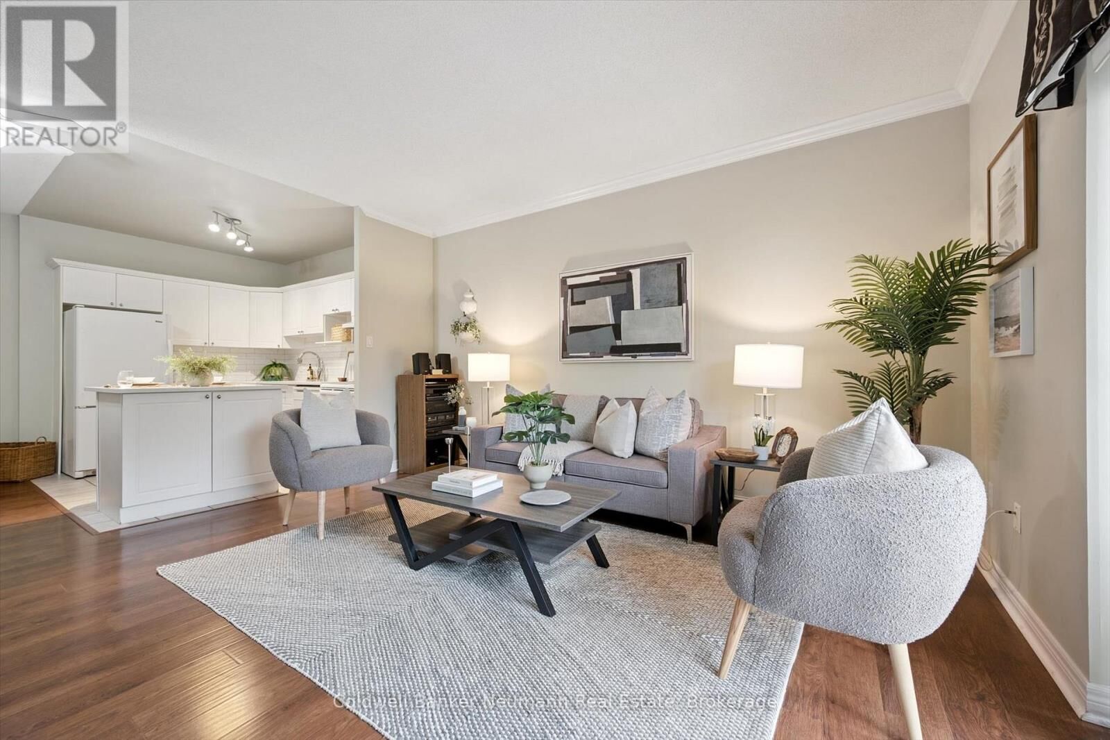 Property Photo: 60 Wyndham Street South 206 ON N1E 7H7