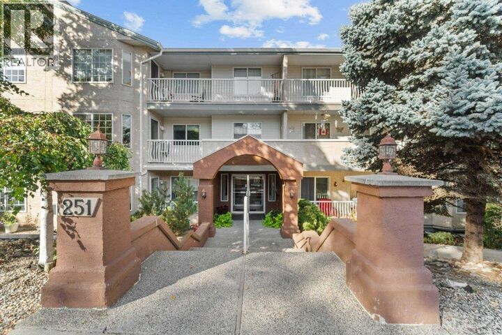 251 6 Street Southeast 104  Salmon Arm BC V1E 1J9 photo